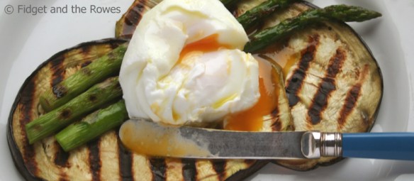 poached egg griddled vegetables